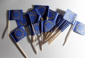 EU Moves to Cut Red Tape as Euroscepticism Rises